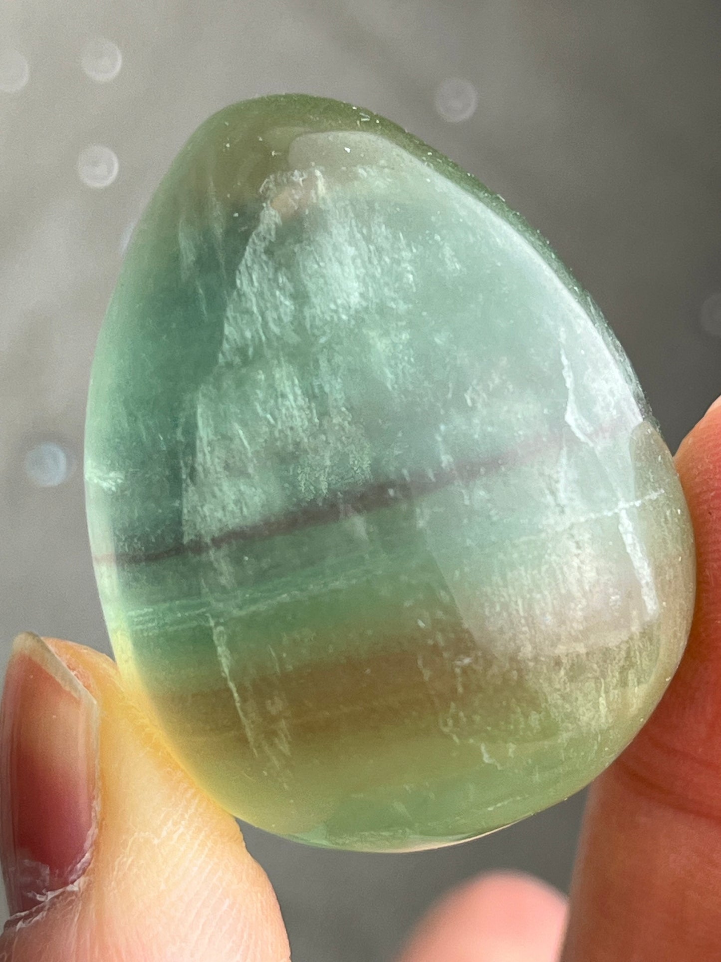 Regnbue Fluoritt Egg