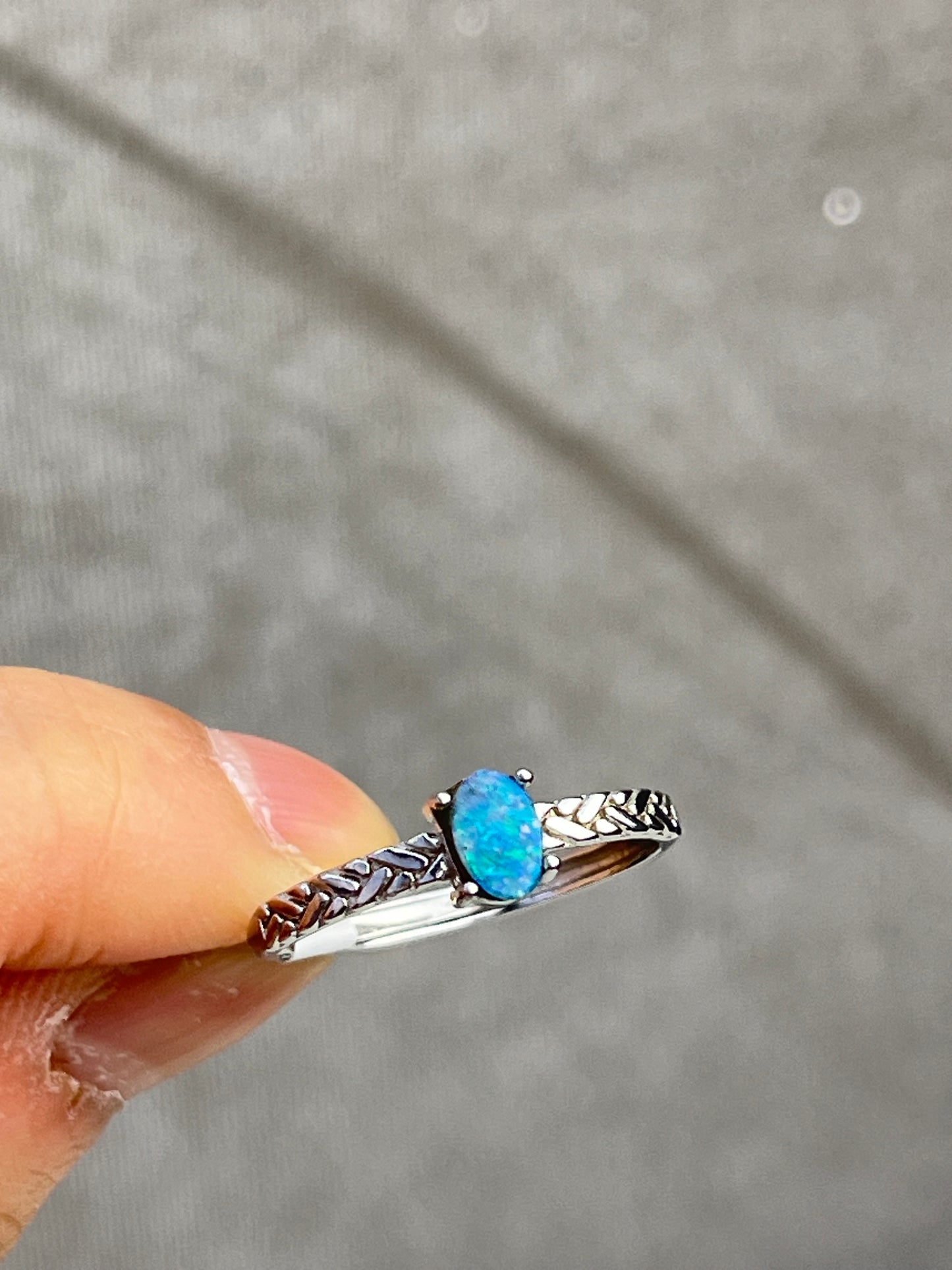 Ring med Opal i 925 sterling sølv (fra Australia)