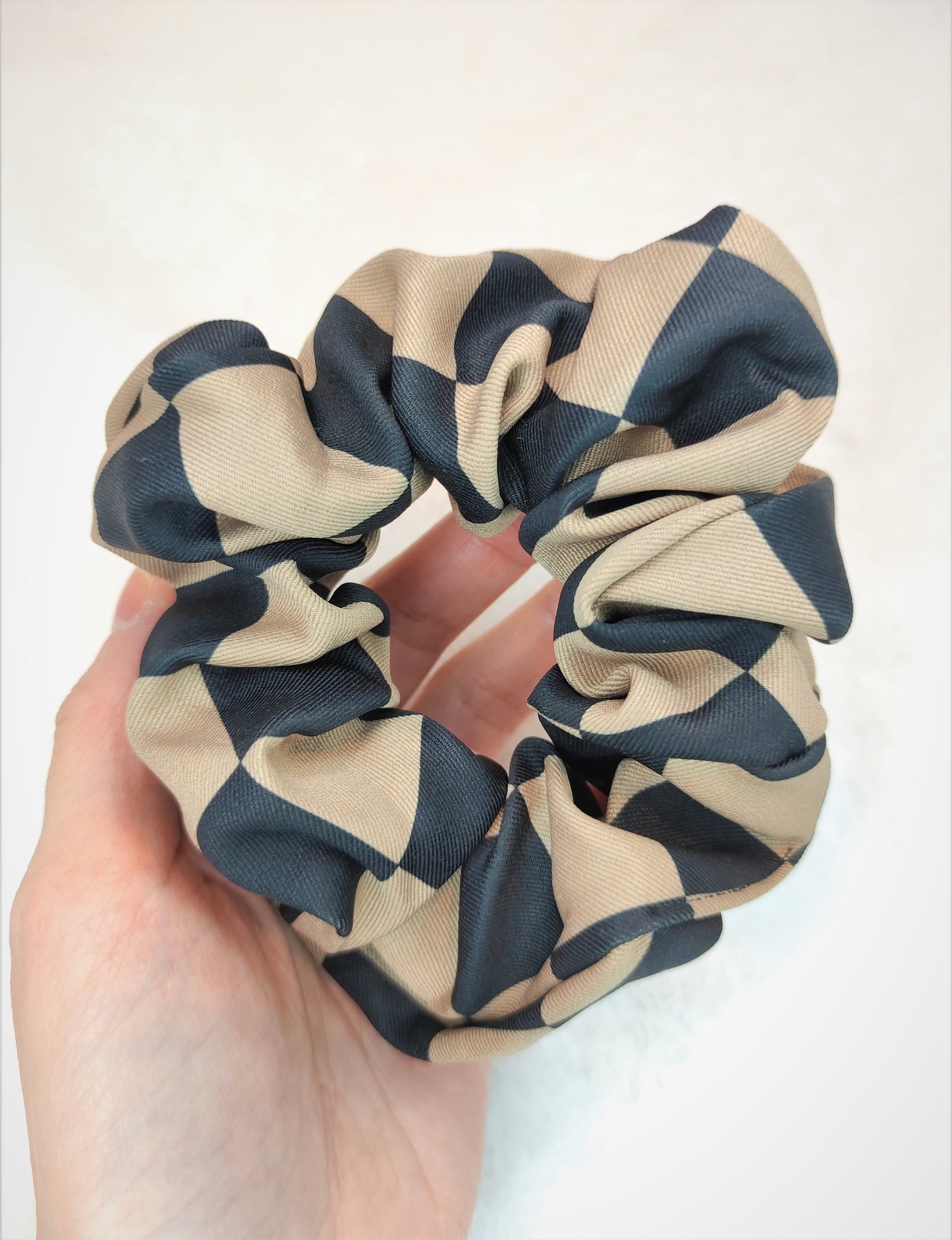 Lattice  scrunchie- Khkai